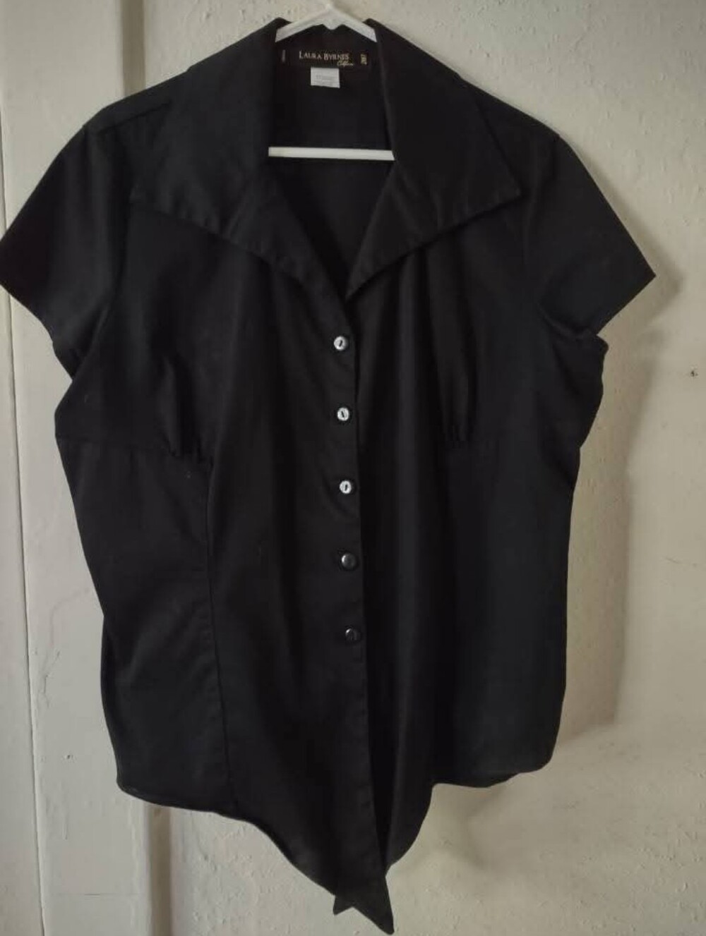 Laura Byrnes Black Short Sleeve Button-Front Shirt